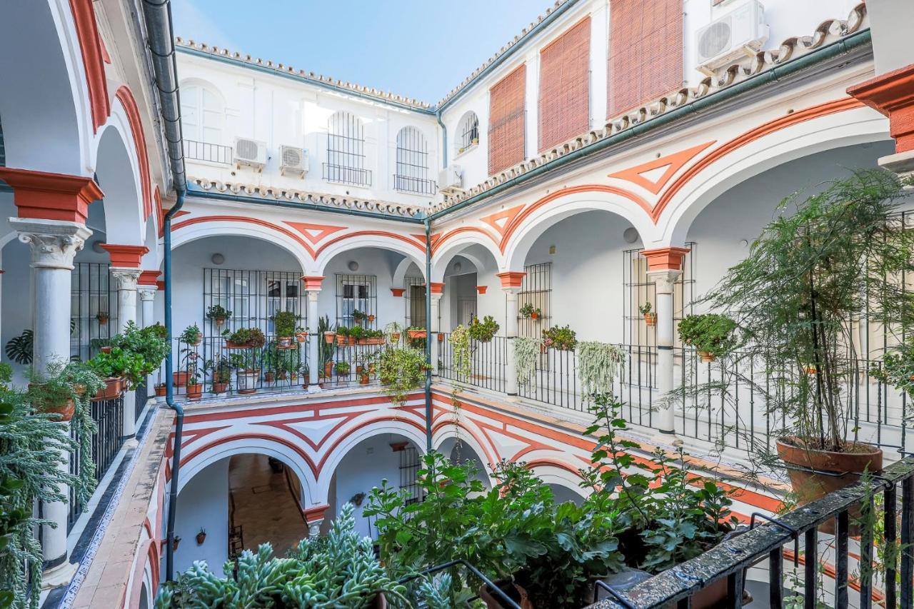 Apt. Casa Palacio Santa Cruz Cathedral Views - Sewilla Zewnętrze zdjęcie